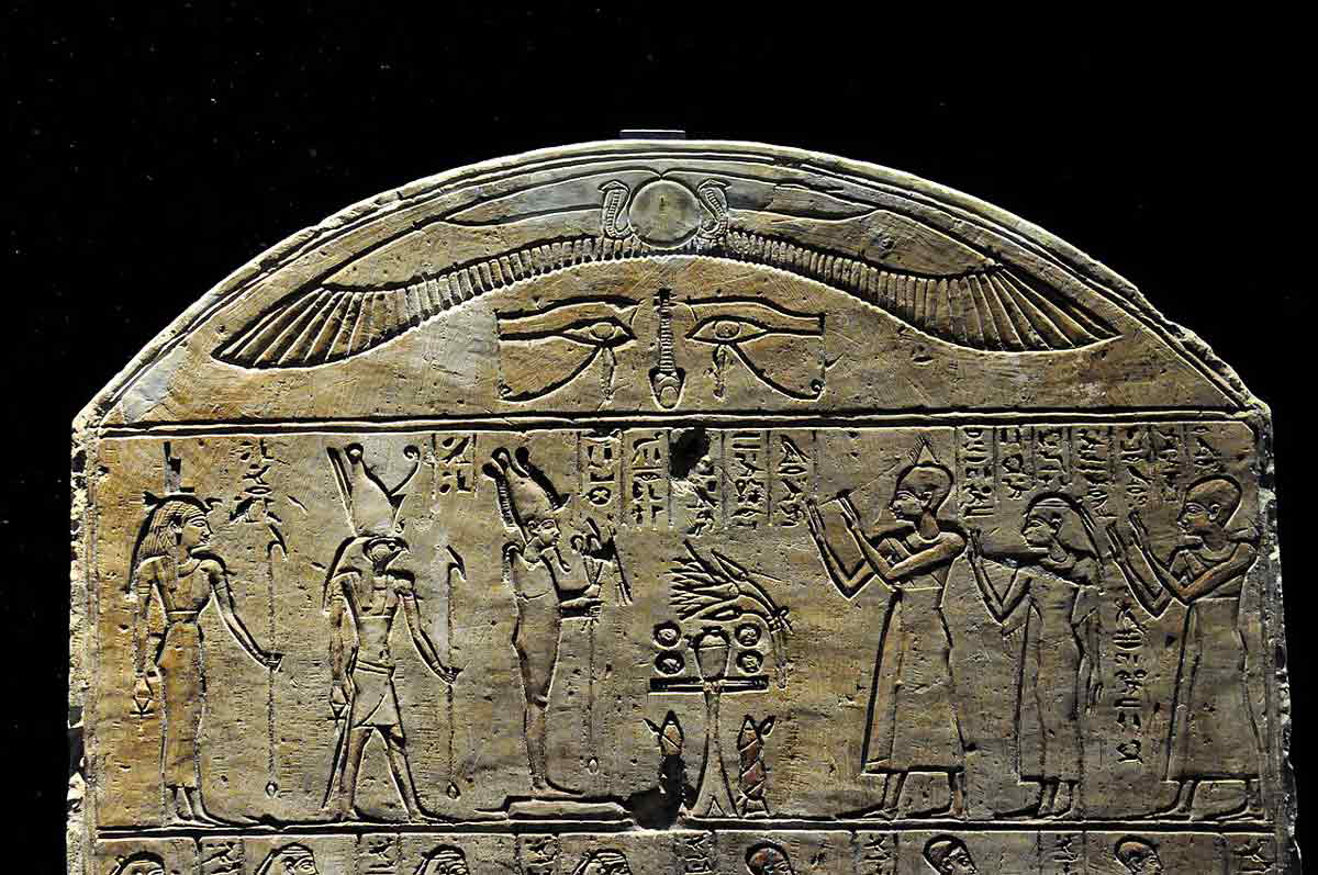 triad stele