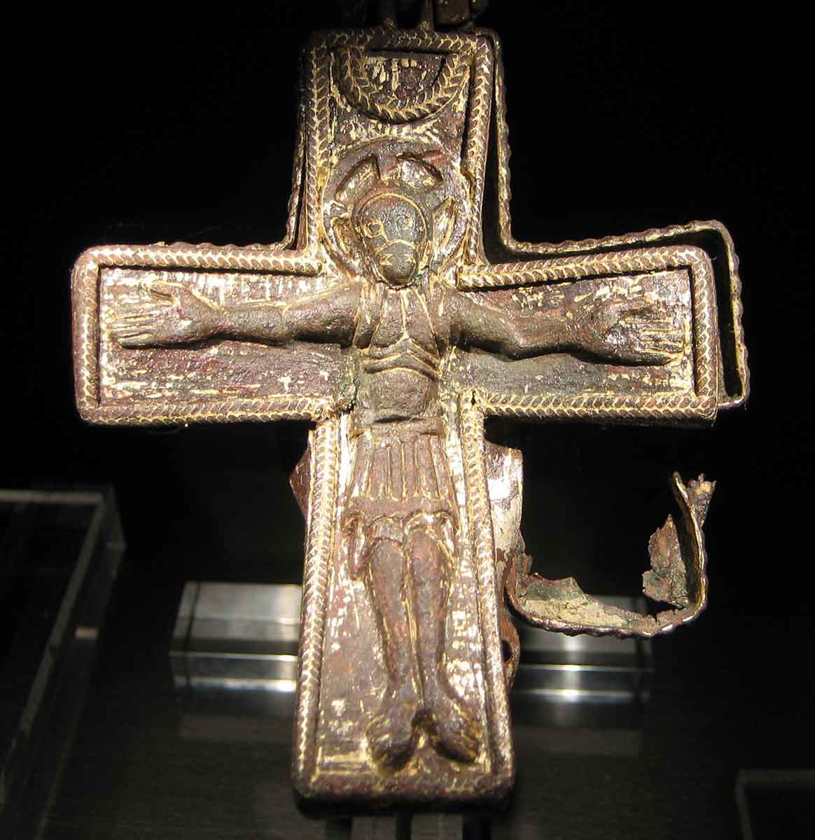 viking age christian cross lund