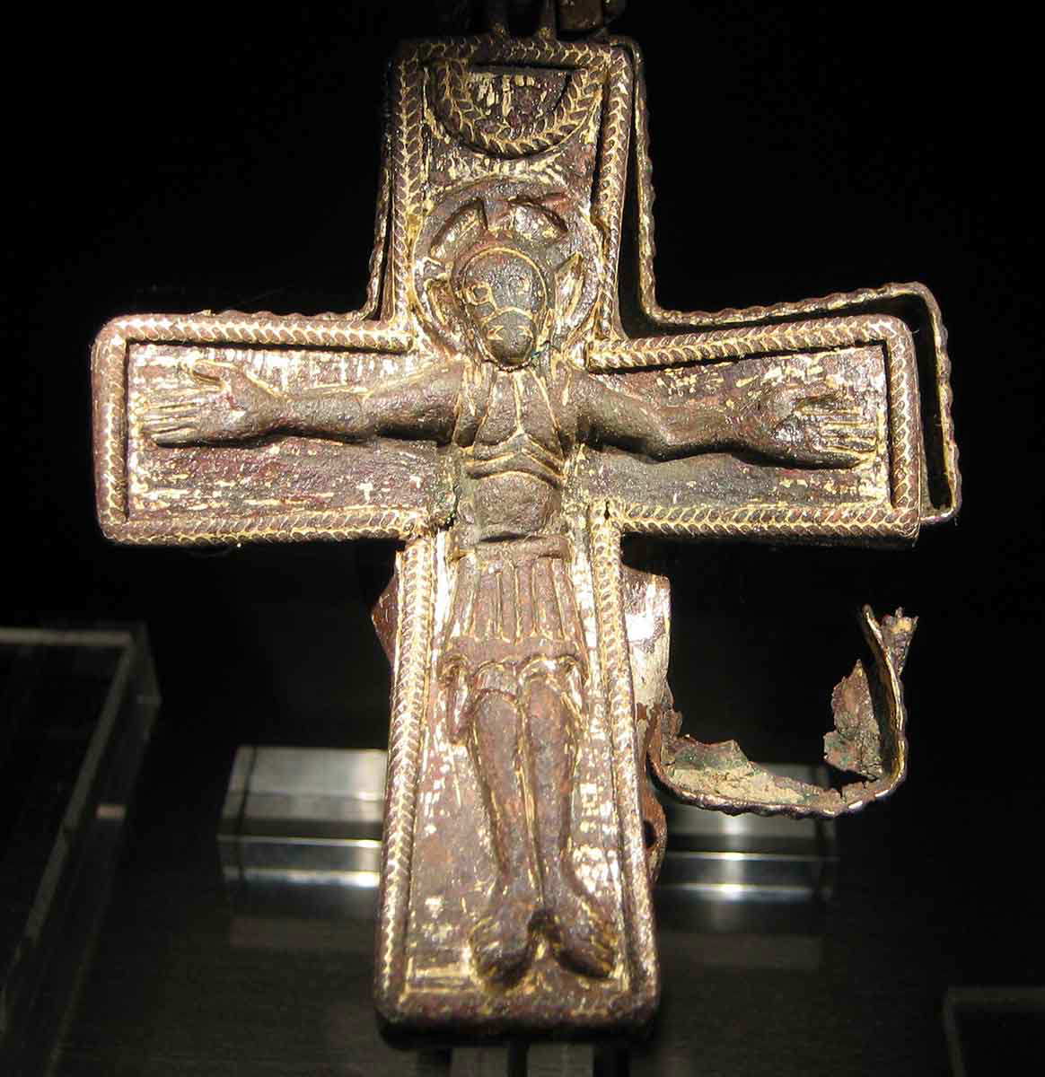 viking age christian cross lund