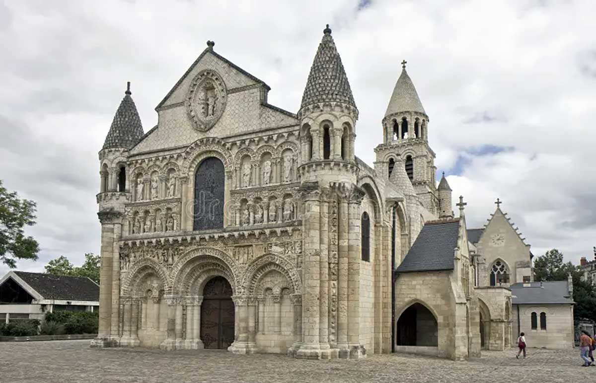 Notre Dame Poitiers