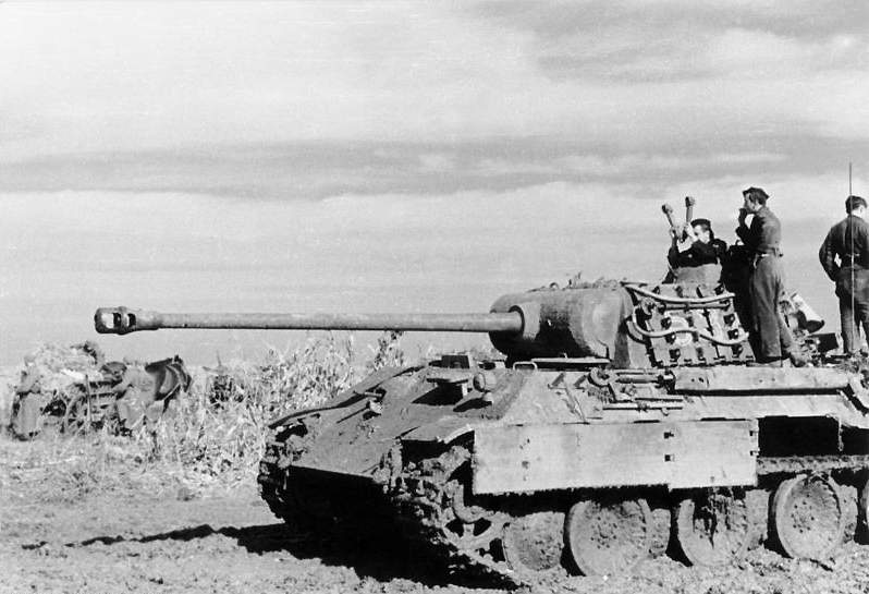 Panther Tank on the Eastern Front, 1944. Source: Wikimedia Commons