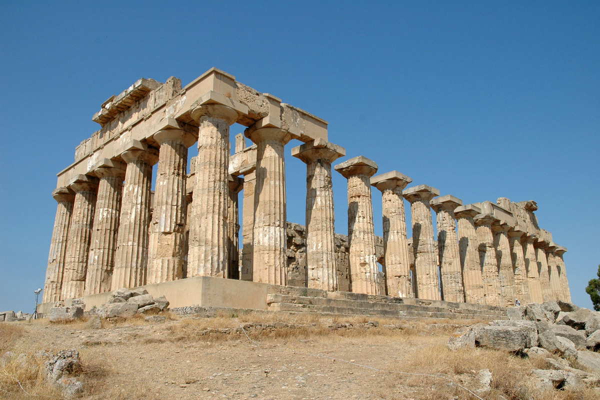 Temple of Hera, Sicily, c. 5th century BCE. Source: Wikimedia Commons