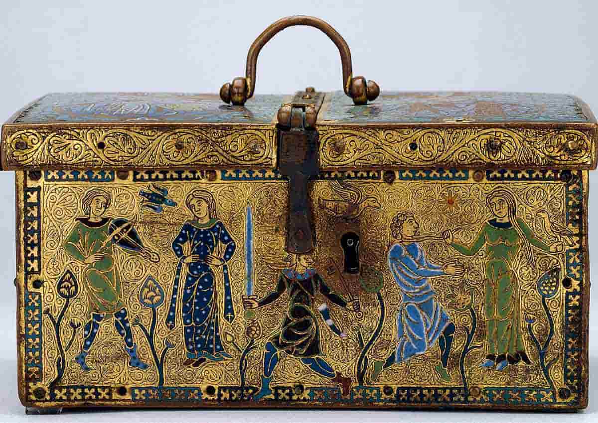 casket with troubadours 12th century renaissance