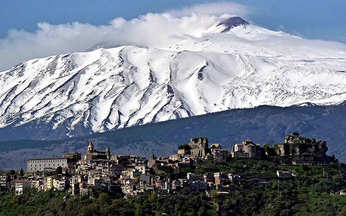 castiglione sicilia italy