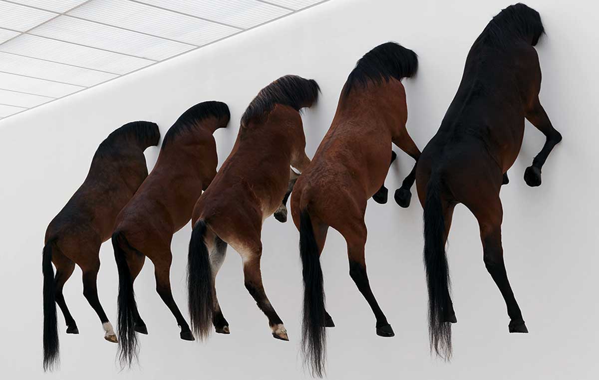 cattelan kaputt installation