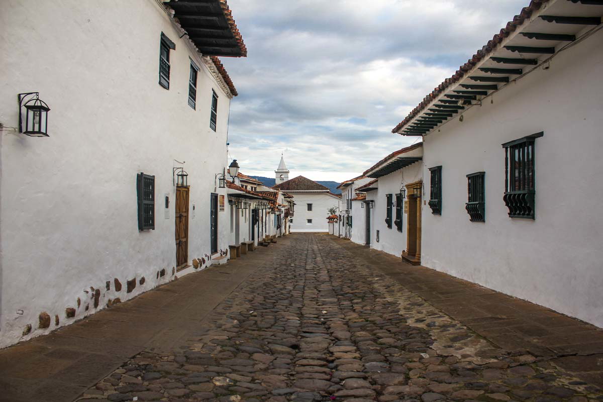 colonial street villa leyva