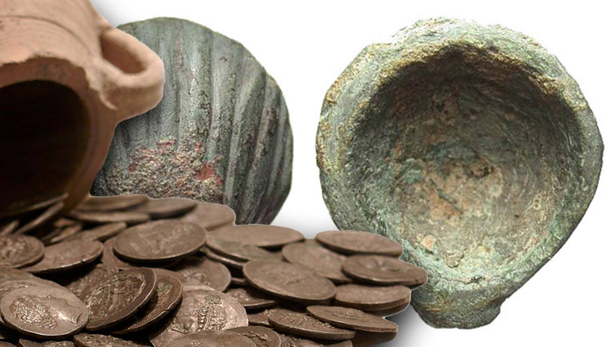 Shell-shaped Aes Formatum and old coins