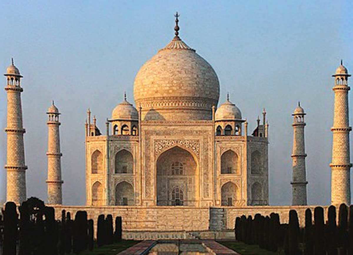 emperors of mughal empire taj mahal monument