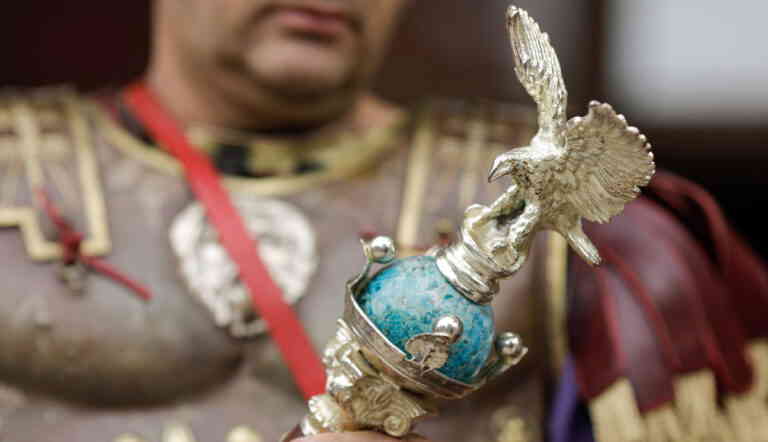 Roman aquila