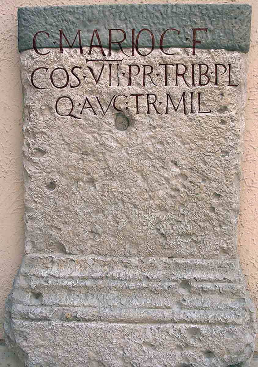 marius consul inscription