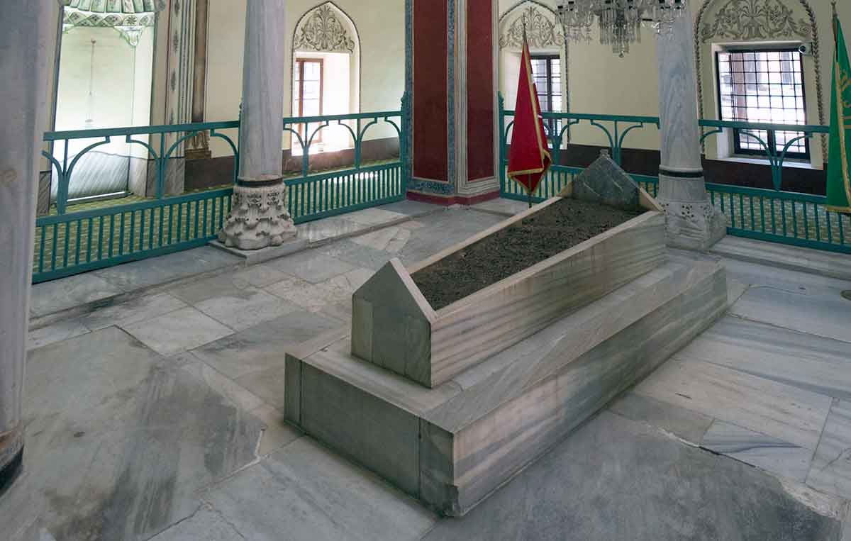 murat ii tomb