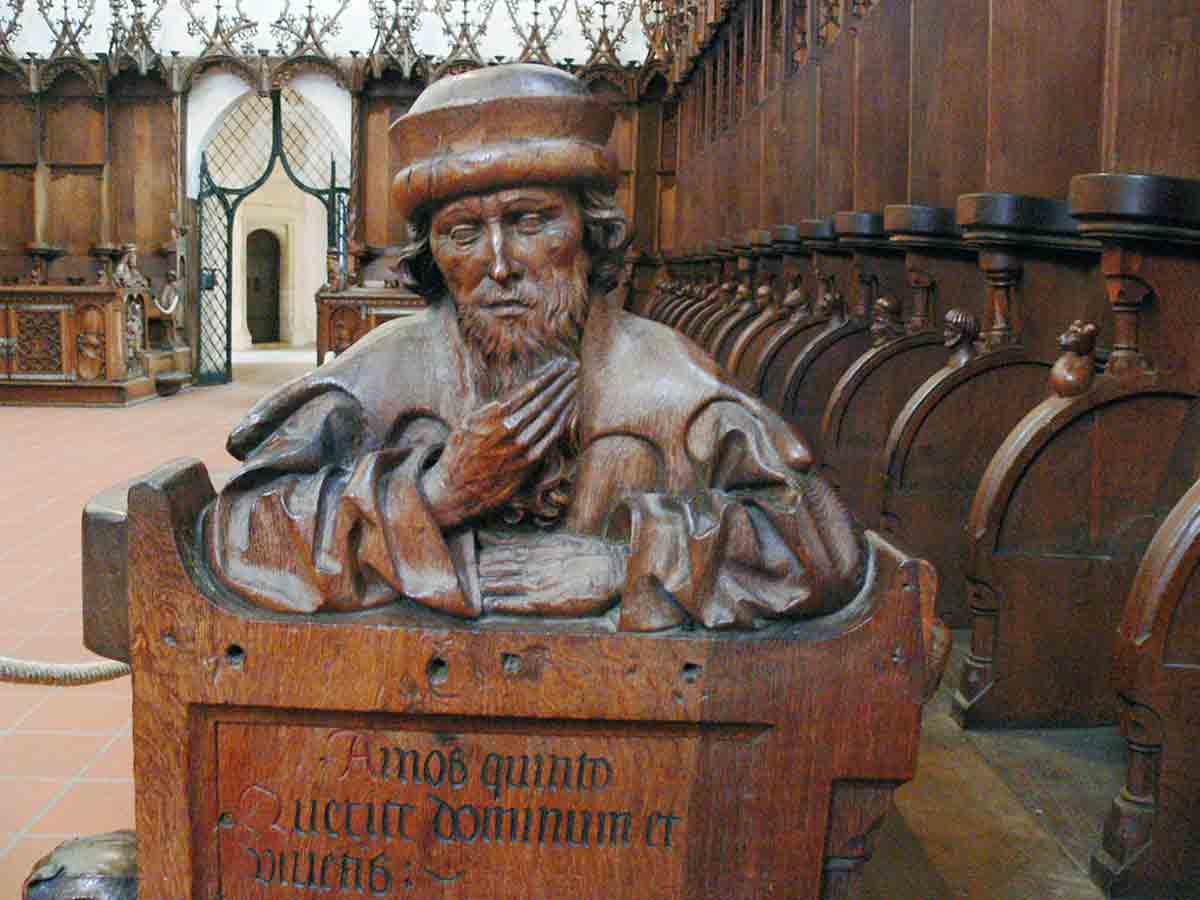 prophet amos wood jorg syrlin