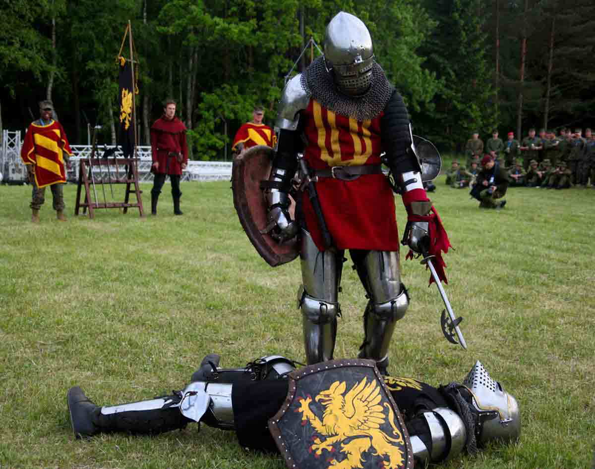 reenactor lithuania knight