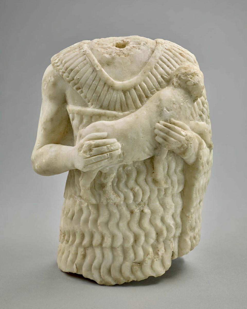 statue fragment mari