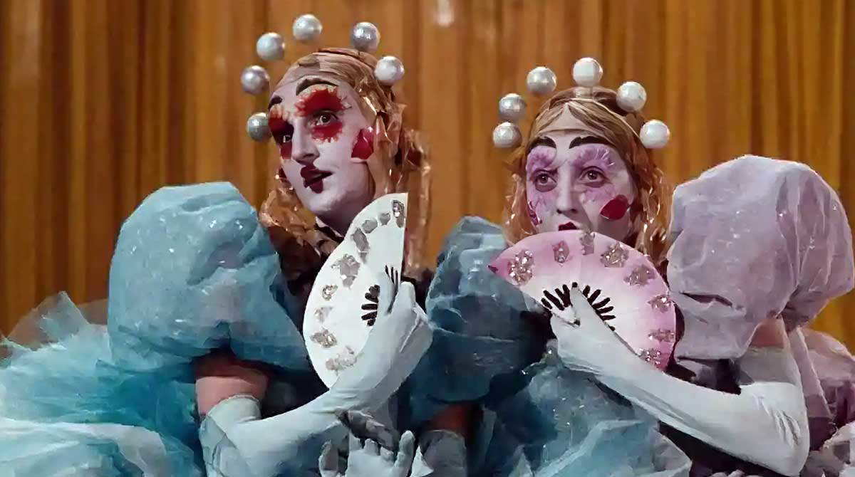 tales hoffmann dolls