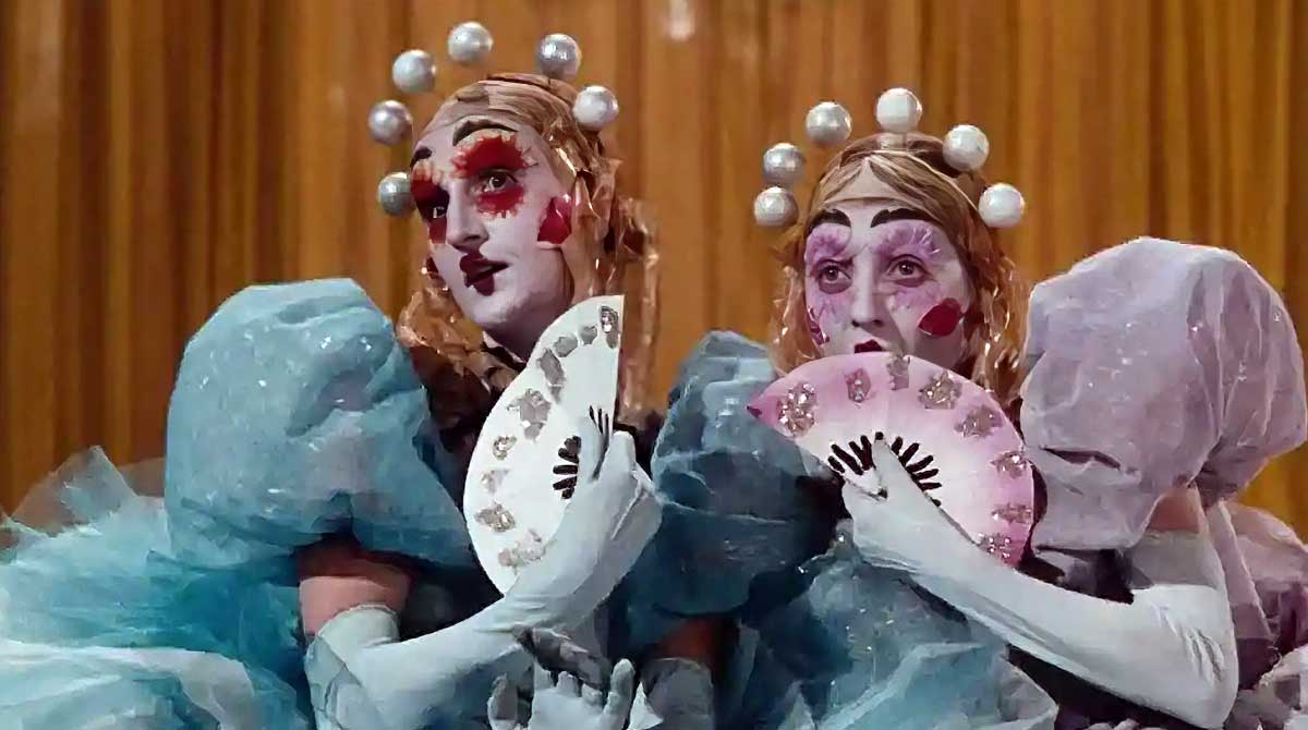 tales hoffmann dolls