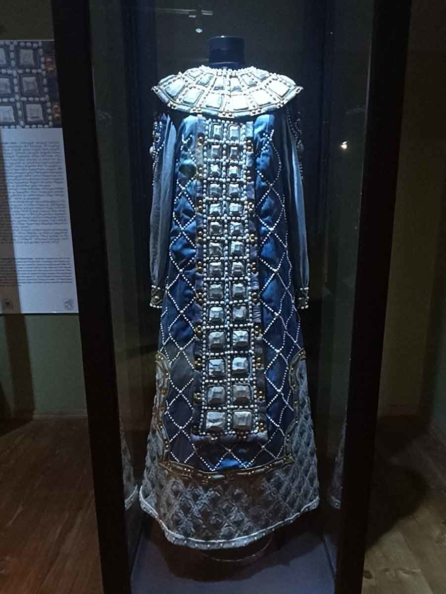 tamar ceremonial dress