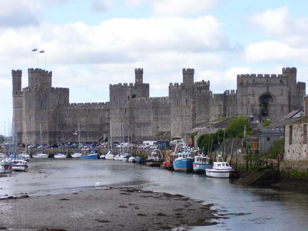 view of caernarfon castle edward i