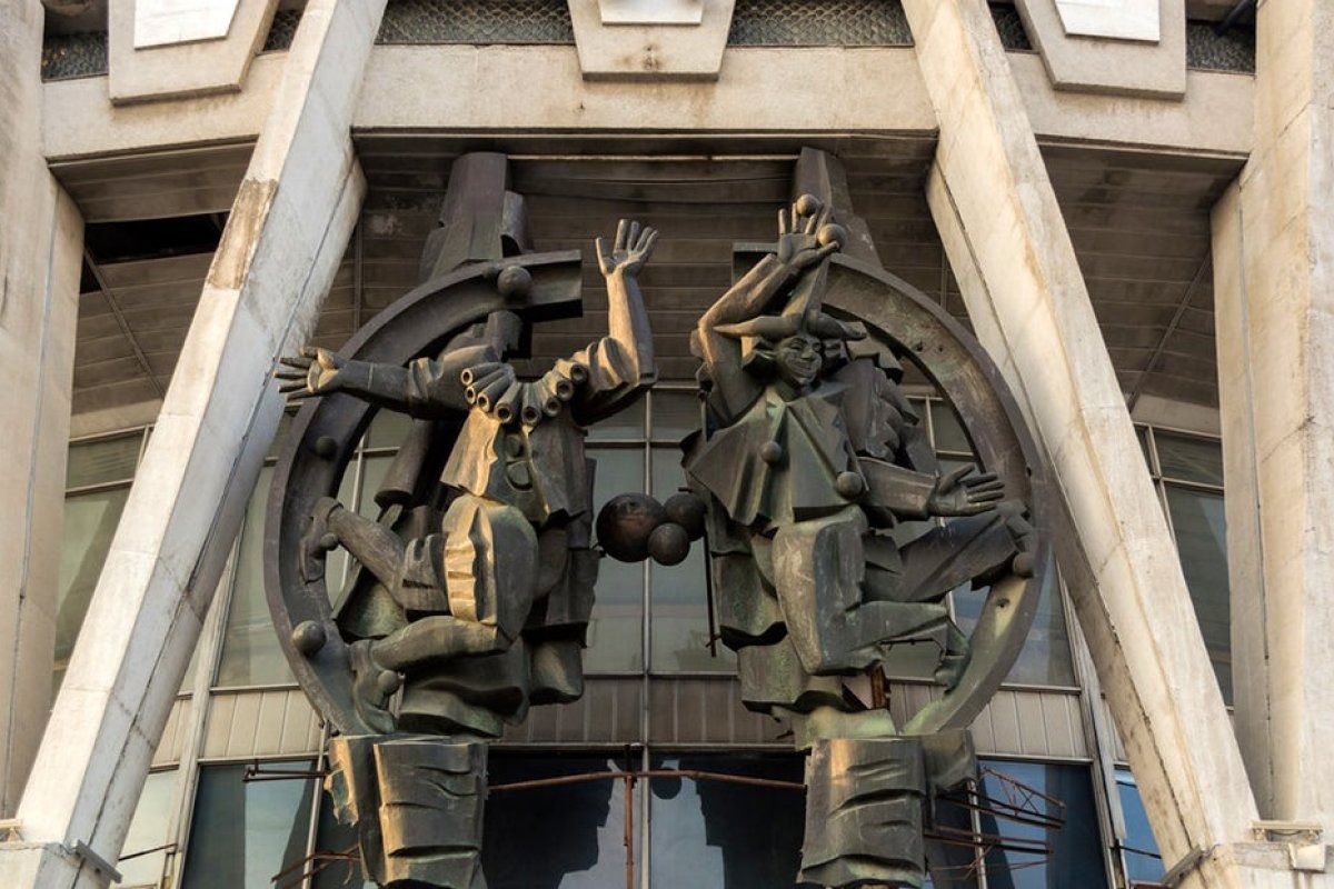 Clown decoration detail at Chisinau State Circus. Source: Hi Moldova