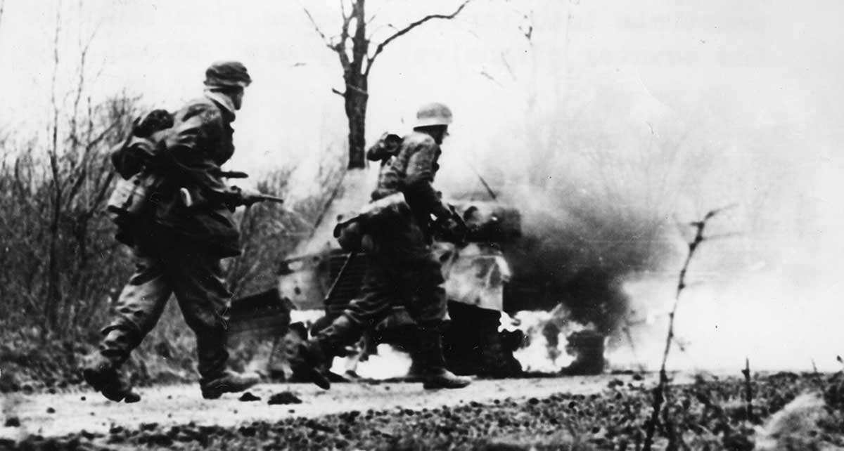 ardennes offensive germans advancing