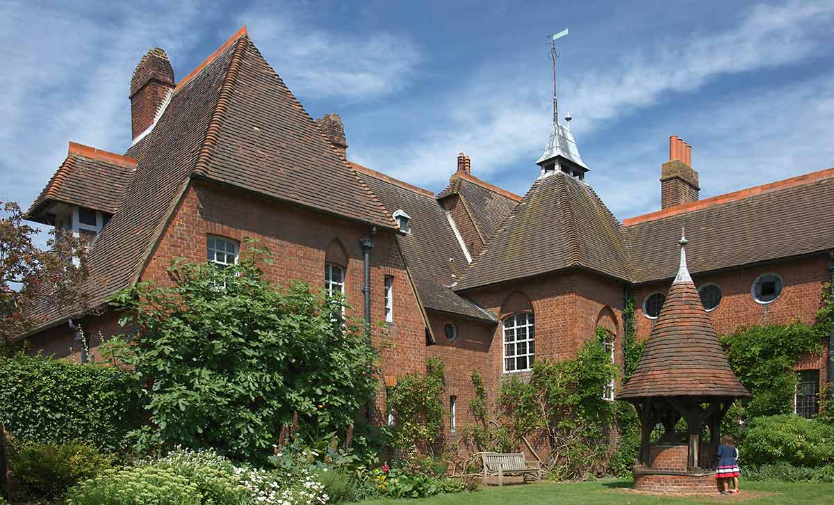 arts and crafts movement red house william morris