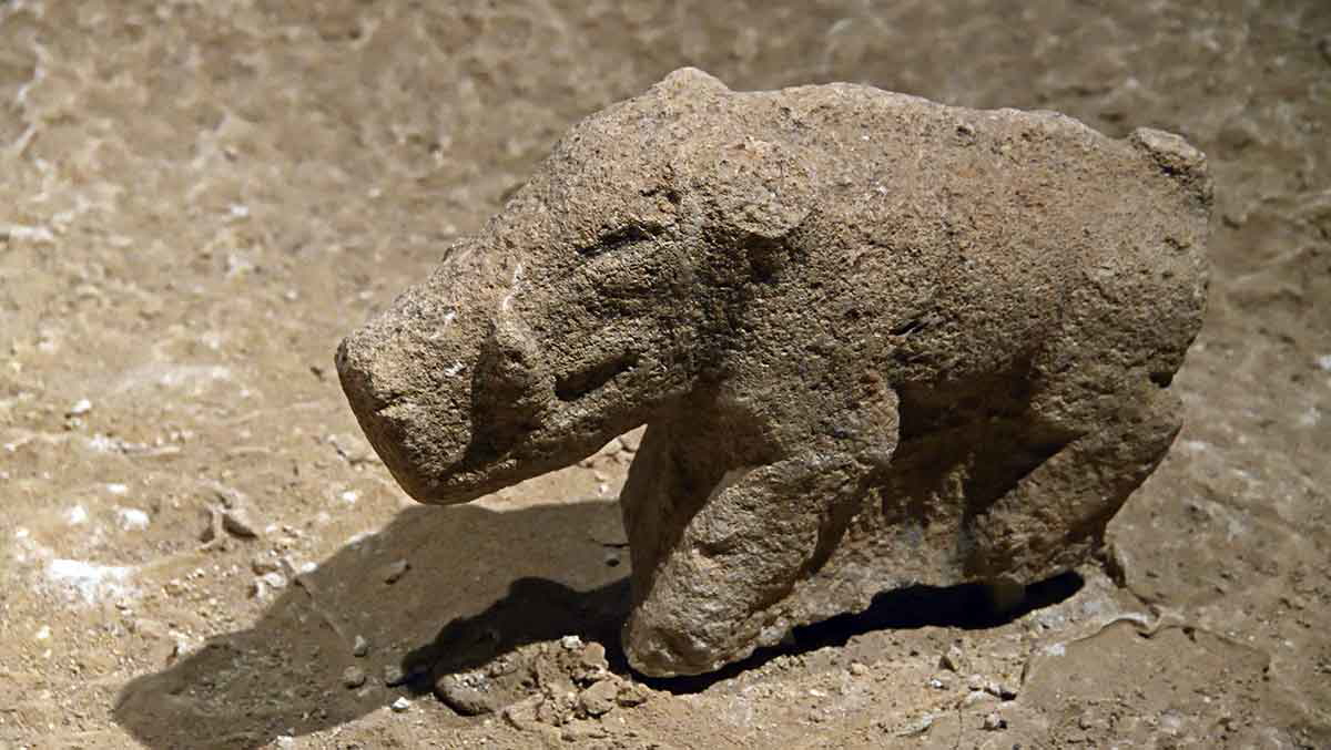 boar statue gobekli tepe