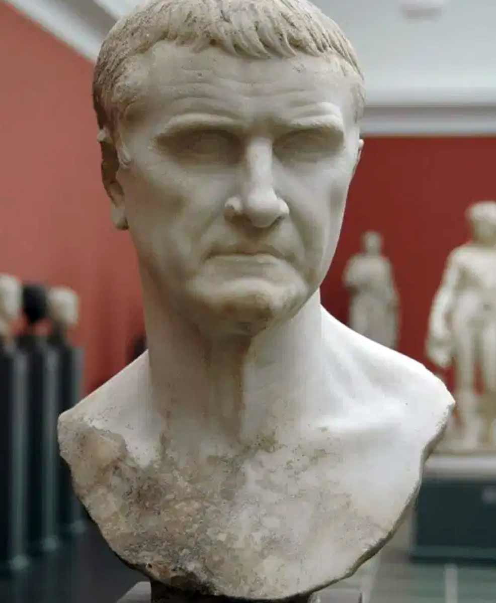 bust marcus licinius crassus