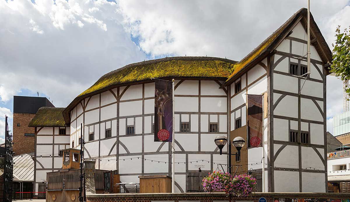 globe theatre london