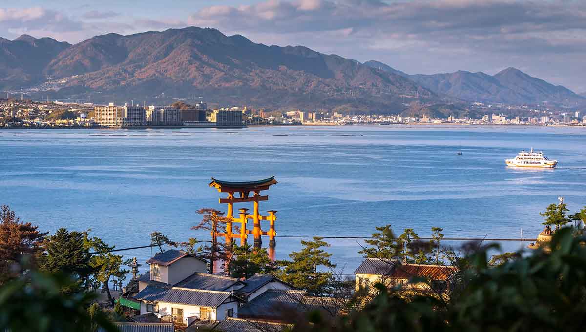hiroshima bay photo