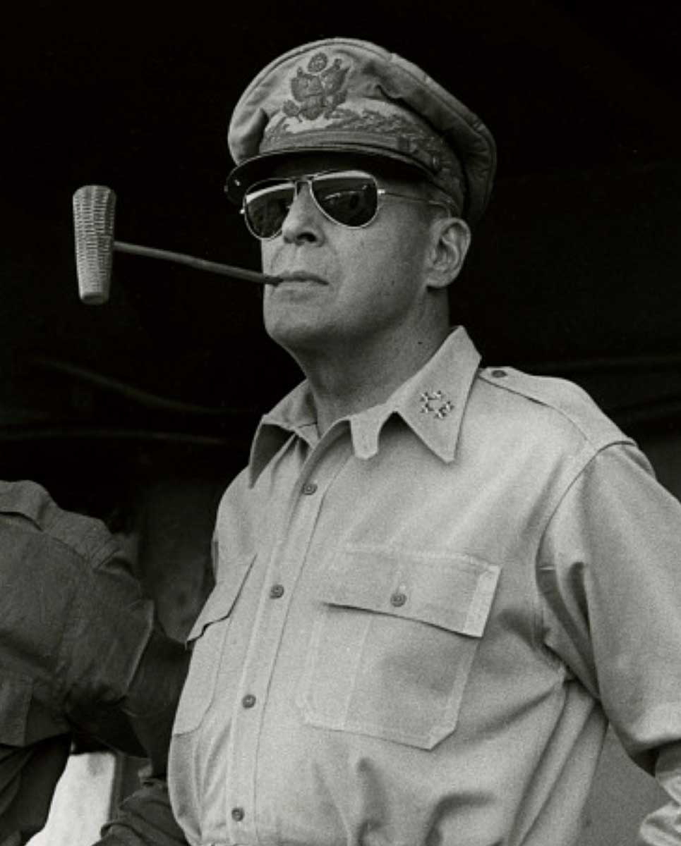 iconic photograph macarthur pipe