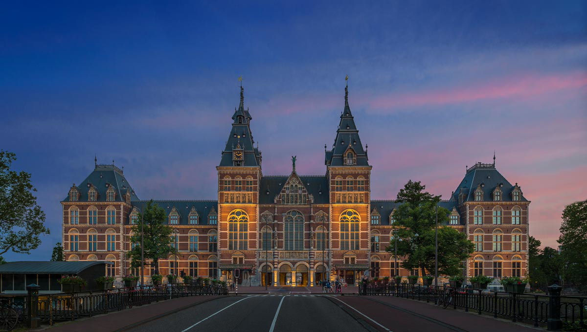 The front entrance of the Rijksmuseum in Amsterdam, viewed from the city side.