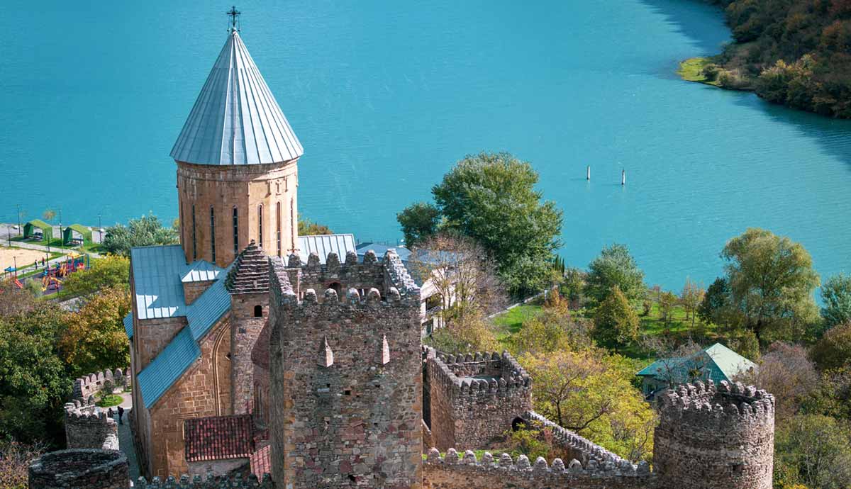must see castles georgia