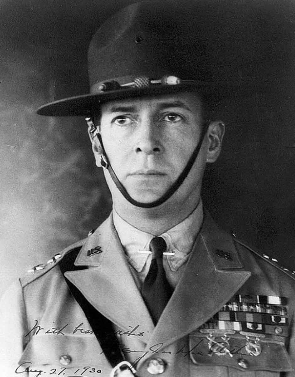 photograph macarthur interwar america