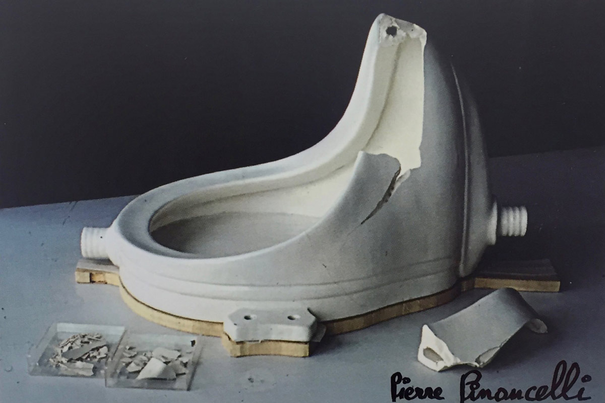 pinoncelli duchamp fountain photo