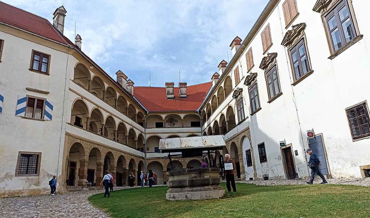 ptuj castle courtyard