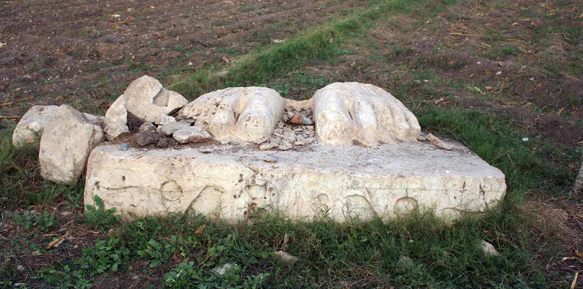 qantir ramesses feet