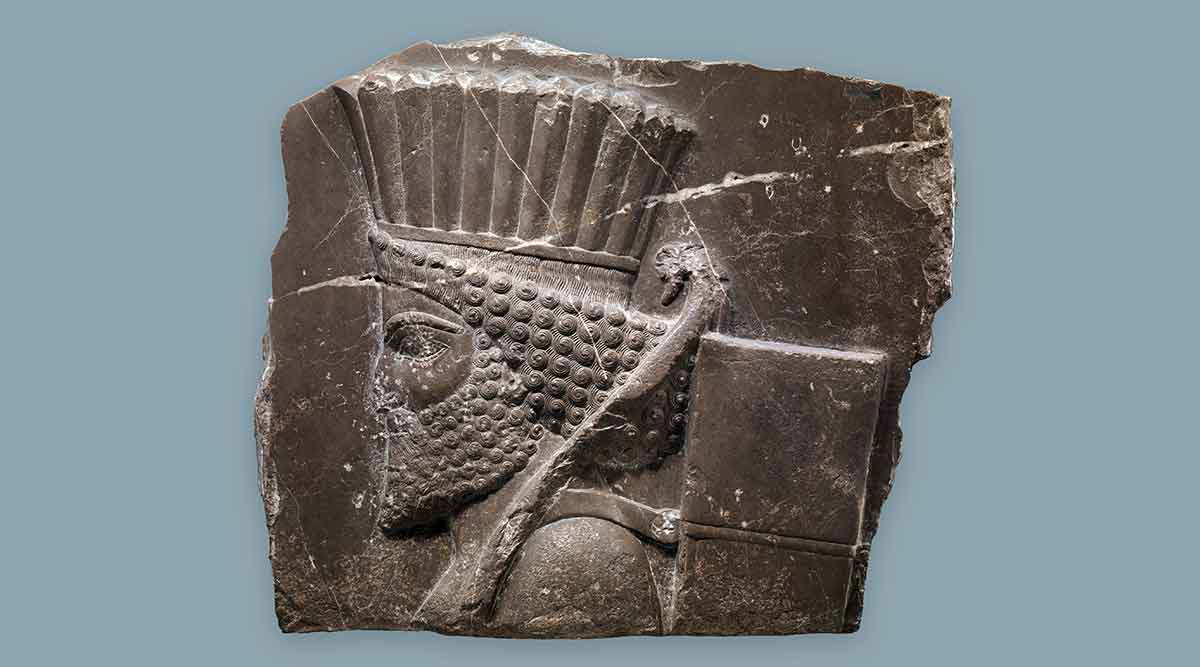 relief persian guard head