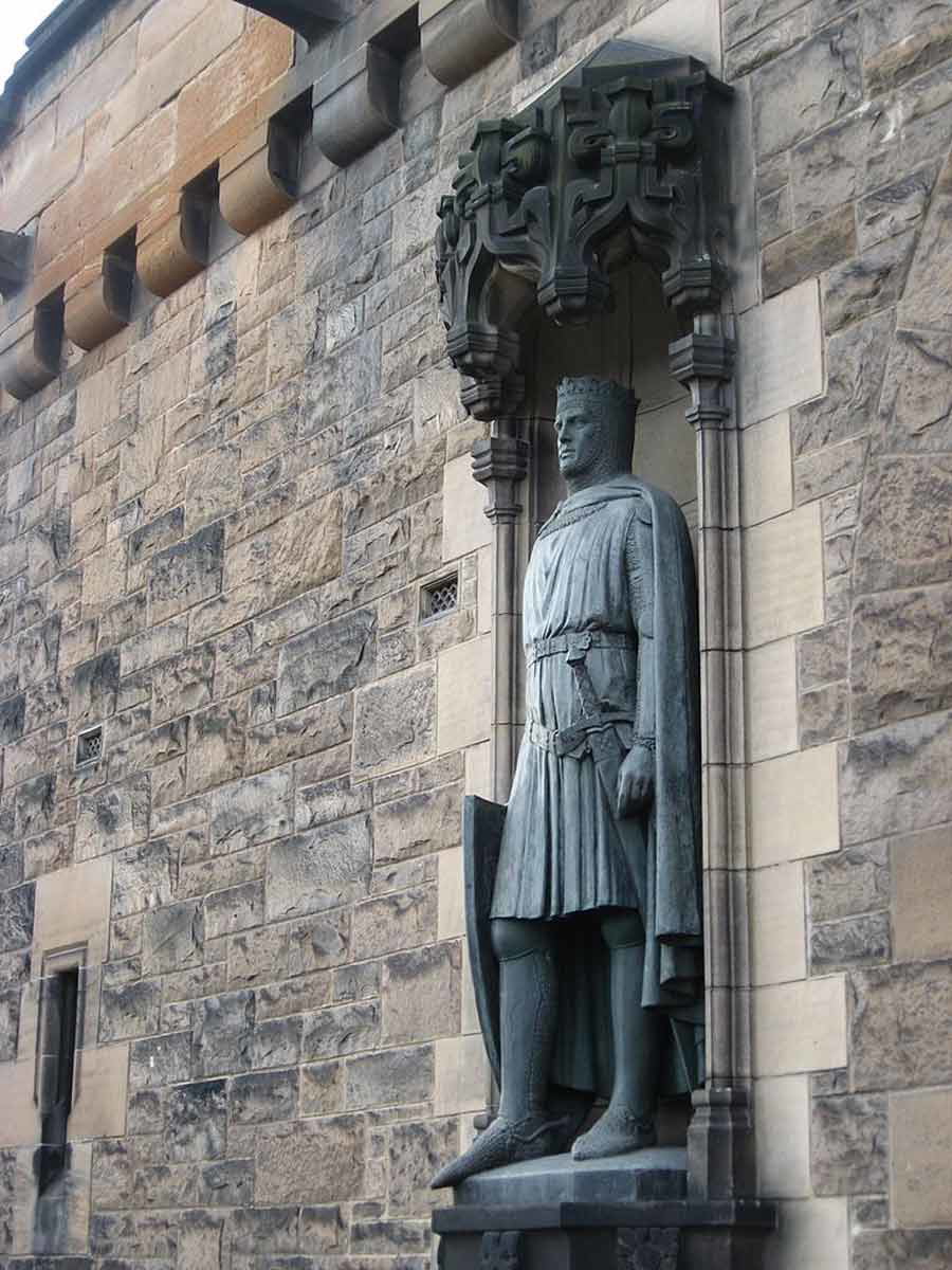 robert the bruce statue