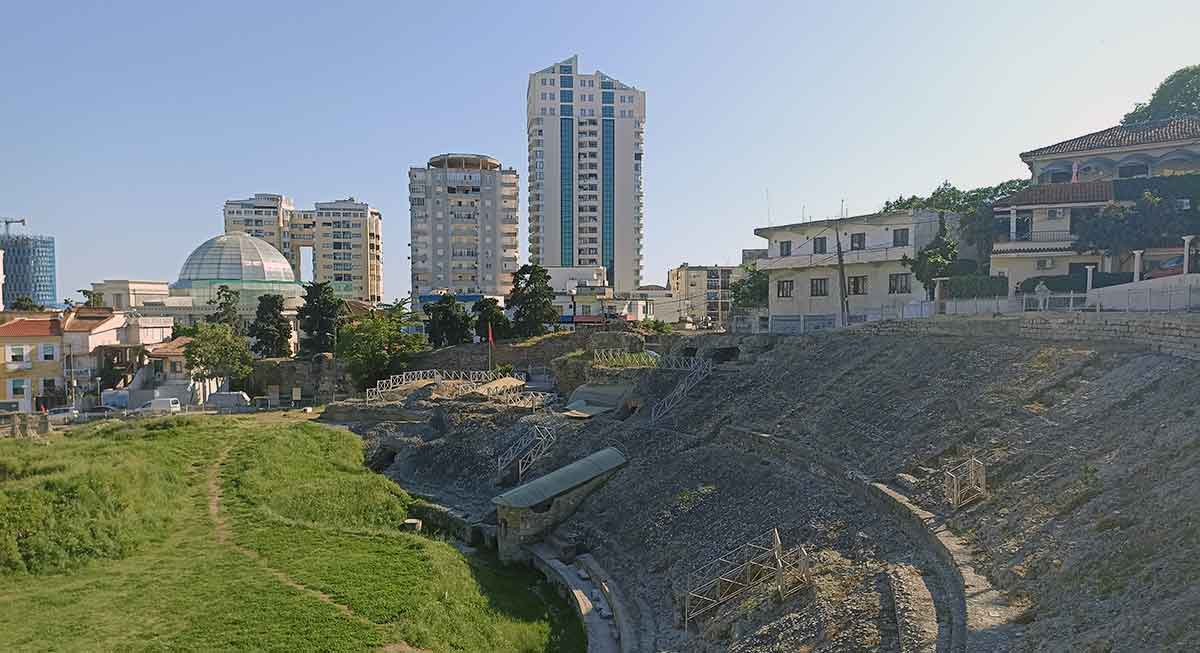 roman amphitheater durres