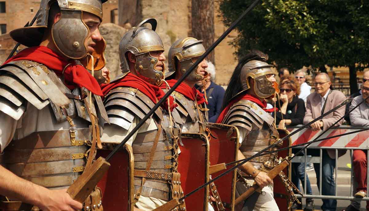 roman legionaries pila