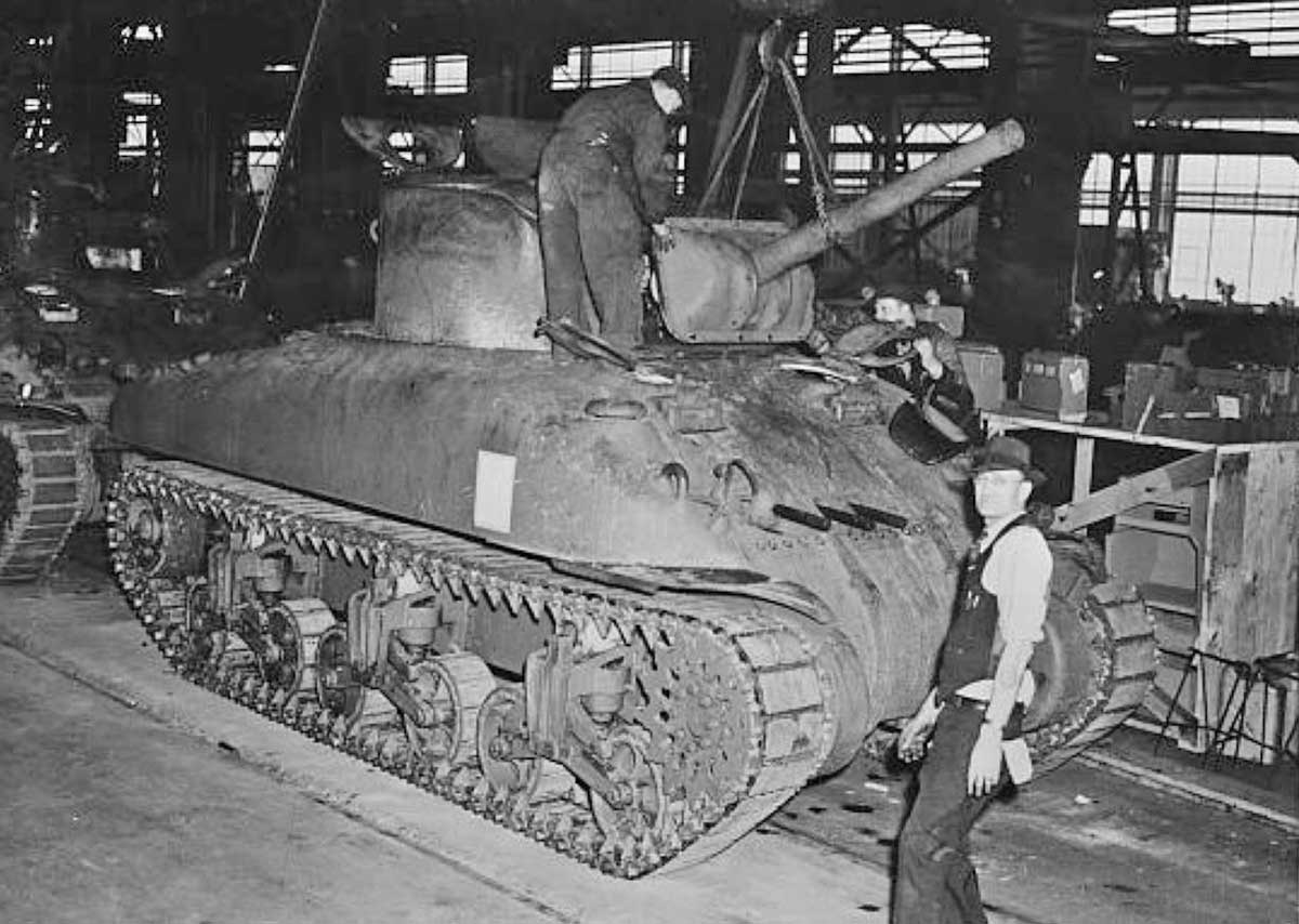 sherman tank production