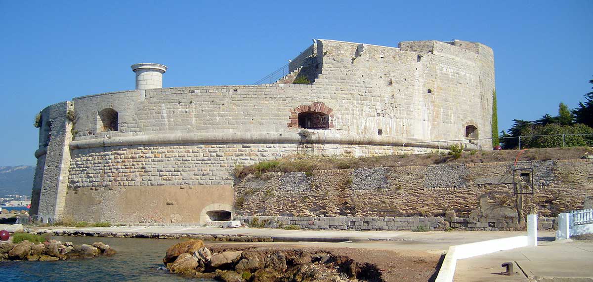 tour royale toulon external photo