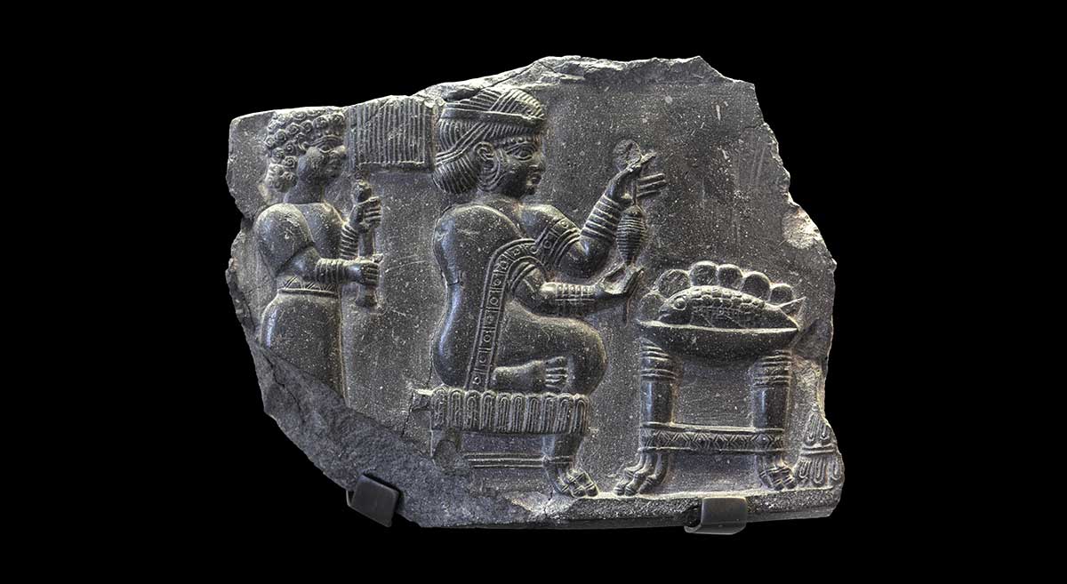 woman spinning carving