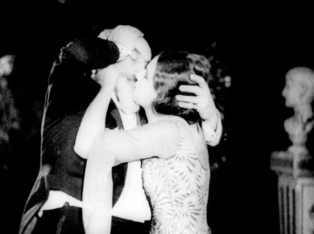 bunuel golden still