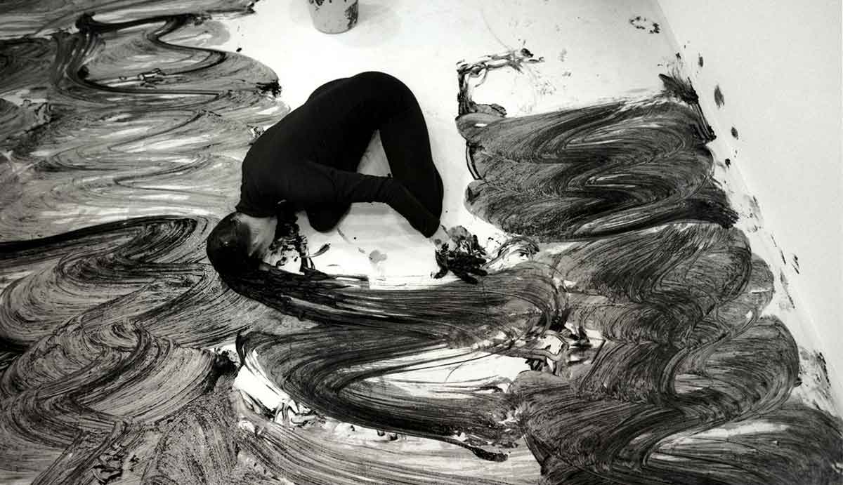 janine antoni care performance