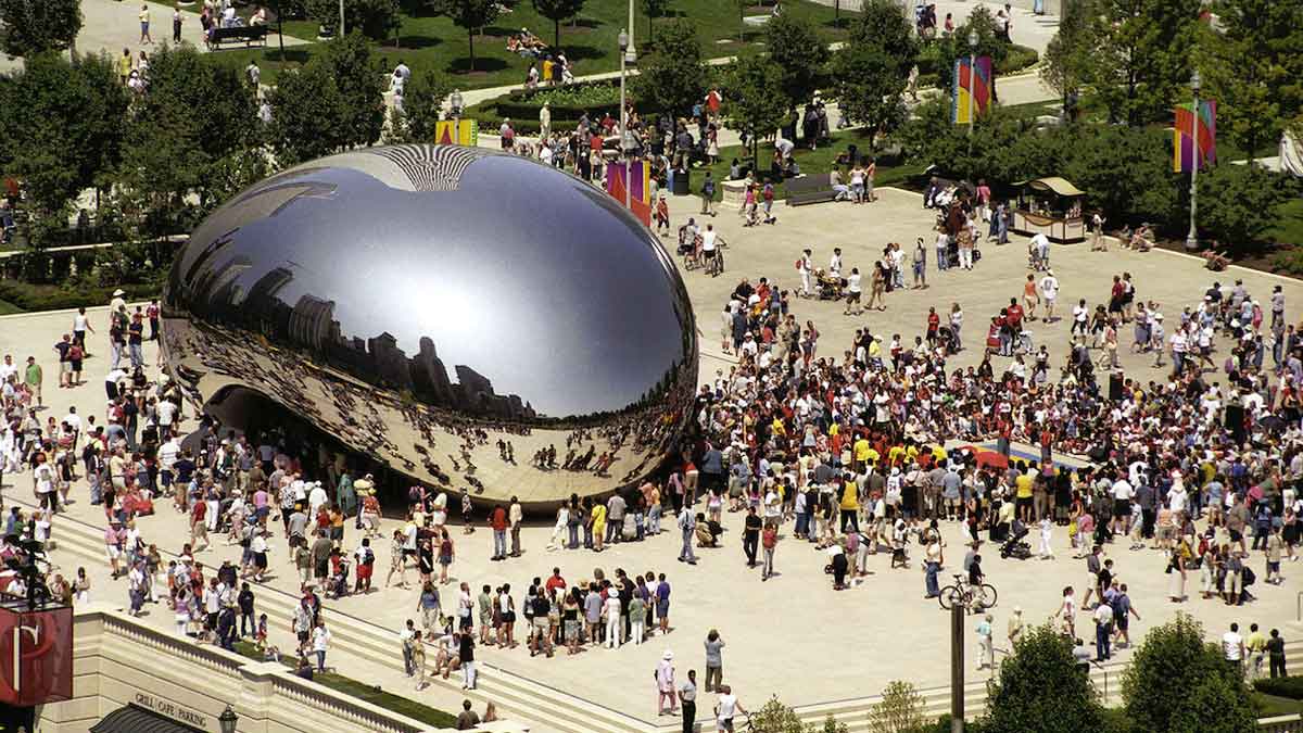 kapoor cloud gate chicago bean