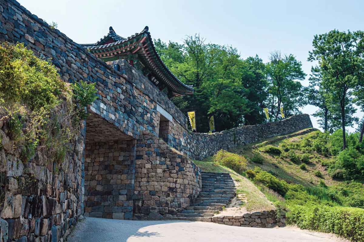 korea gongsanseong fortress