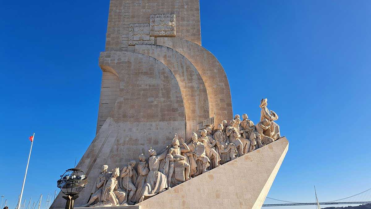 lisbon monument of the discoveries