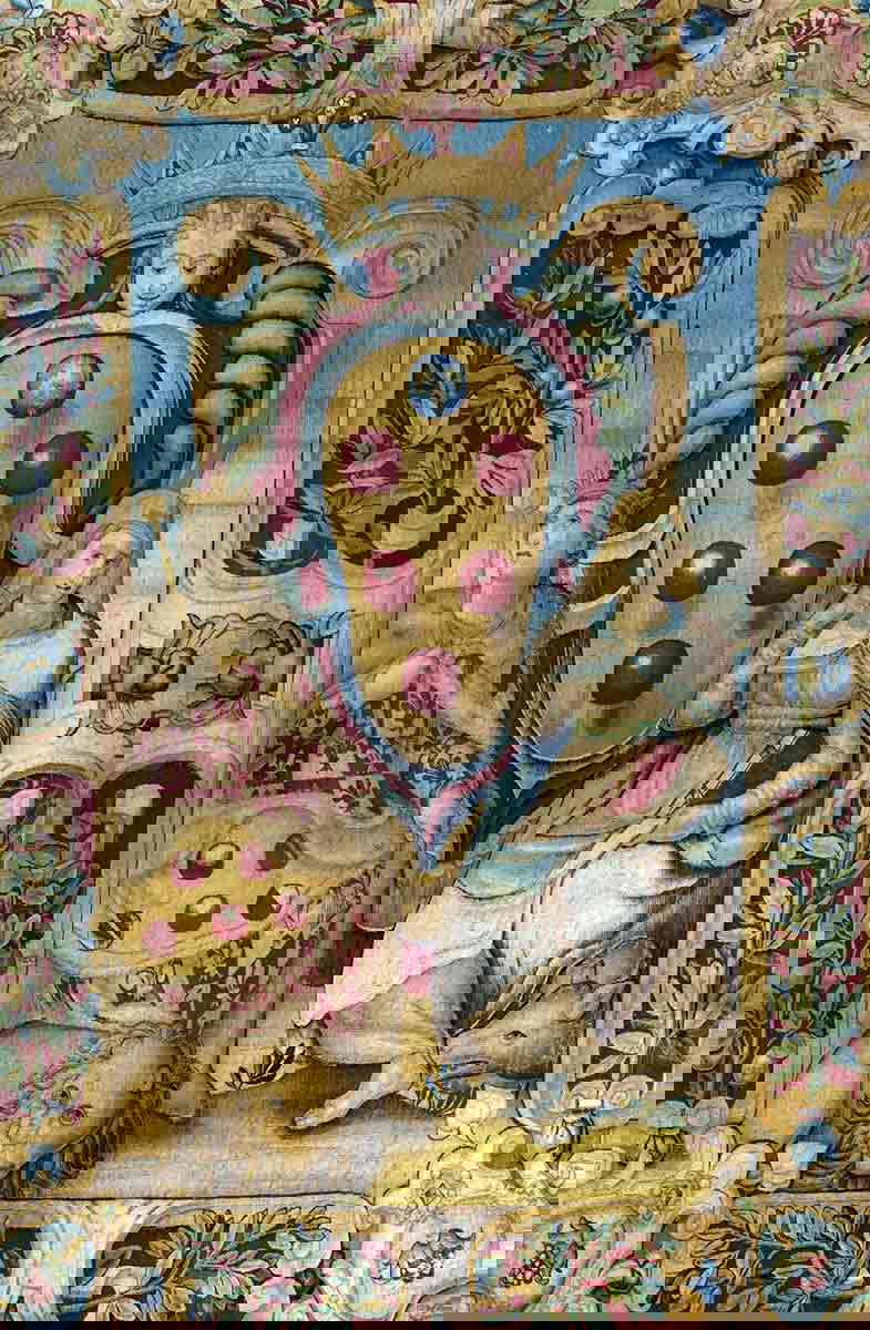 medici crest tapestry