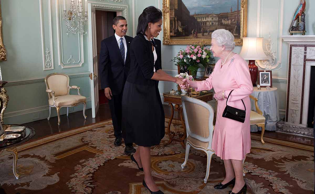 obamas elizabeth purse